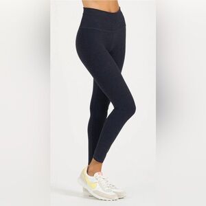 Vuori - Clean Elevation Legging - Color: Midnight Heather - Size: Small